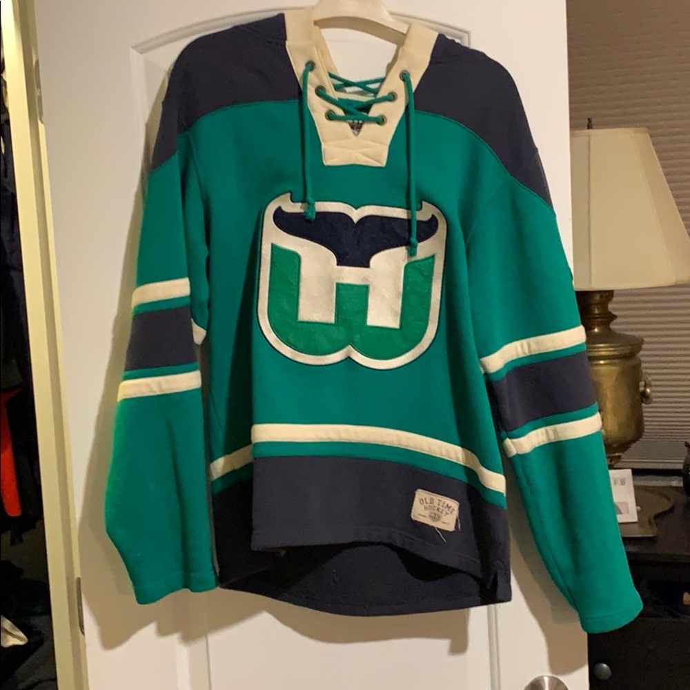Hartford Whalers old time hockey sweatshirt